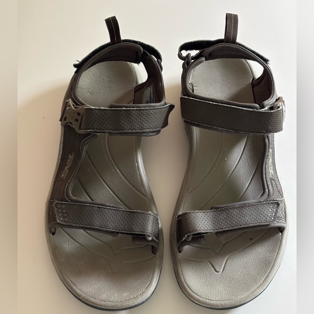 TEVA Brown size 11 Men's Sandals- Velcro & side clip closure - GUC - Picture 3 of 11